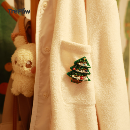Snowfall Christmas Tree beaded brooch piece - finished work perfectly  fits winter jacket, festive accessory for the holiday season